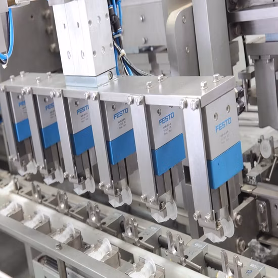 Perfusion IV/Solution IV/Machine de remplissage et de scellage par soufflage de solution saline normale/Équipement pharmaceutique